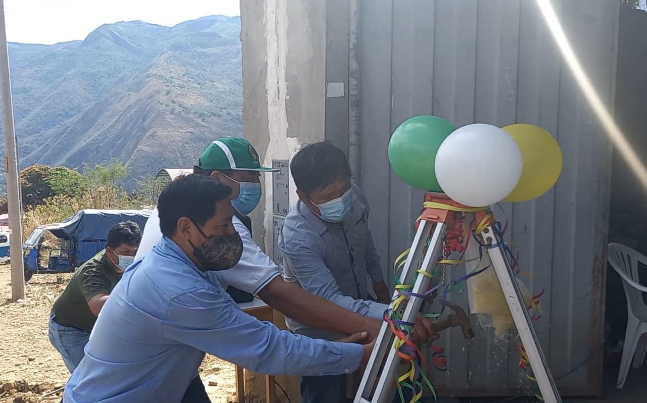 Inauguración e inicio de instalación  del Sistema de Agua y desagüe